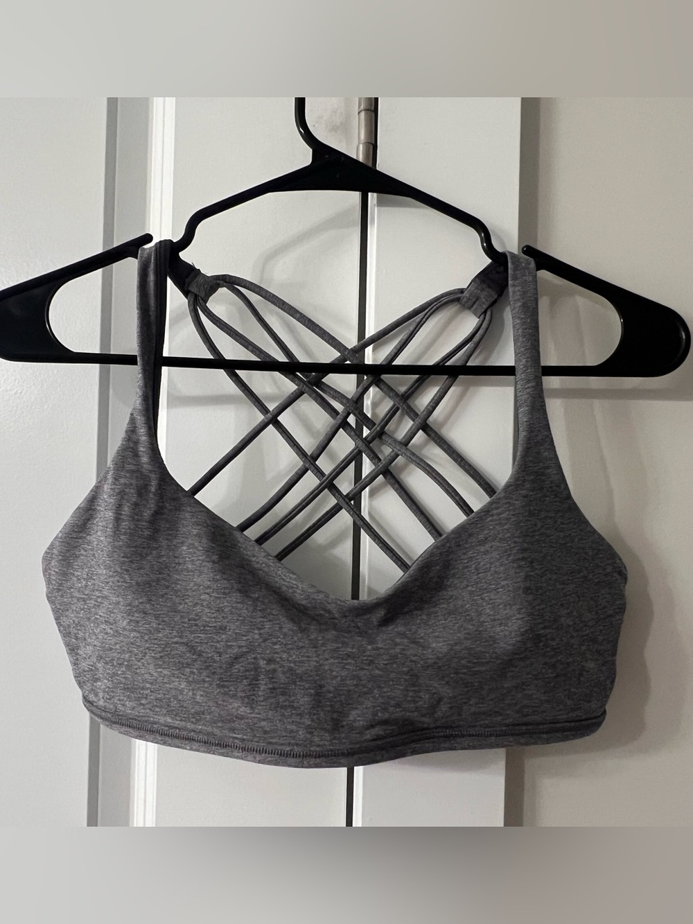 lululemon athletica Free to Be Wild Bra size 10 Gray GUC